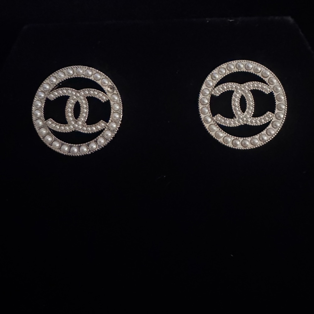 CHANEL Silver and Pearl Logo Earrings
